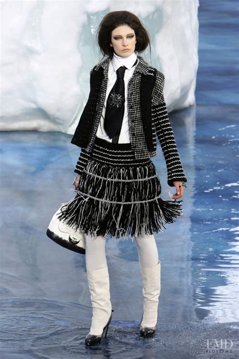 chanel autumn winter 2010|Chanel fashions 2010.